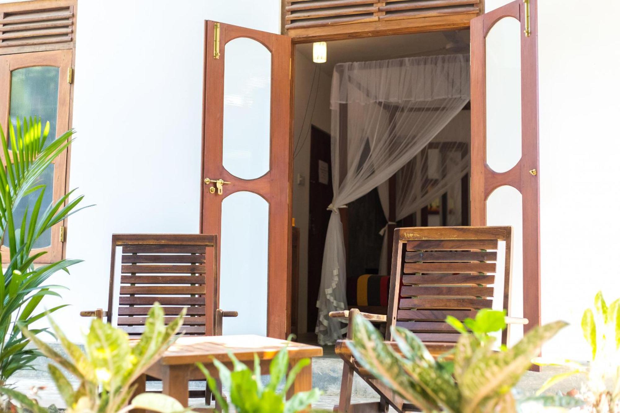 Kumbalgama Me Yoga Villa الغرفة الصورة